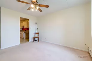 225 S Rohlwing Rd, Palatine, IL 60074 - Photo 15