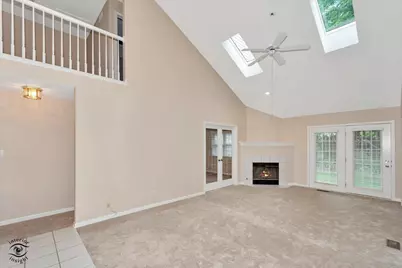 8641 Pearson Drive, Darien, IL 60561 - Photo 5