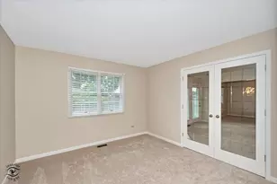 8641 Pearson Dr, Darien, IL 60561 - Photo 19