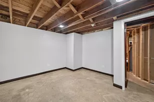 392 Windsor Ave, Glen Ellyn, IL 60137 - Photo 35