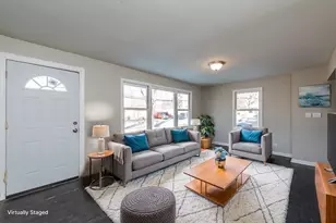 821 12th St, North Chicago, IL 60064 - Photo 3