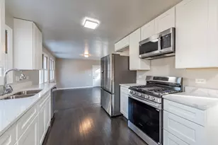821 12th St, North Chicago, IL 60064 - Photo 7