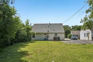 264 Arcadia St, Park Forest, IL 60466 - Photo 5