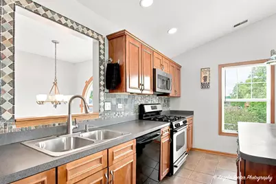 624 Kresswood Drive #D, McHenry, IL 60050 - Photo 5