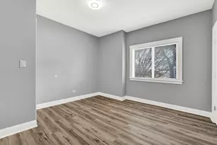319 N Hickory St, Joliet, IL 60435 - Photo 11