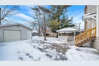 319 N Hickory Street #319, Joliet, IL 60435 - Photo 3