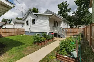 609 E Market St, Bloomington, IL 61701 - Photo 23