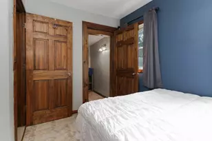 609 E Market St, Bloomington, IL 61701 - Photo 13