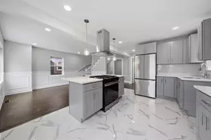 433 W 100th St, Chicago, IL 60628 - Photo 11