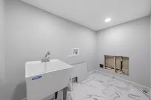 433 W 100th St, Chicago, IL 60628 - Photo 25