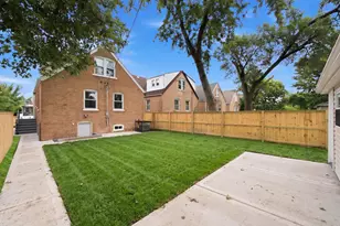 433 W 100th St, Chicago, IL 60628 - Photo 35