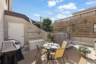 1737 W Division St, Chicago, IL 60622 - Photo 17
