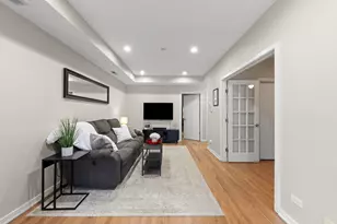 1737 W Division St, Chicago, IL 60622 - Photo 5