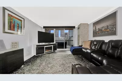 545 N Dearborn Street #W2108, Chicago, IL 60654 - Photo 3