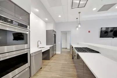 545 N Dearborn Street #W2108, Chicago, IL 60654 - Photo 37
