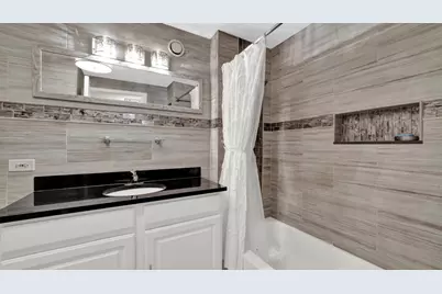 545 N Dearborn Street #W2108, Chicago, IL 60654 - Photo 13