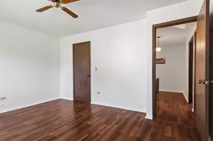 45 Willow Cir, Cary, IL 60013 - Photo 21