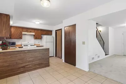 45 Willow Circle, Cary, IL 60013 - Photo 9
