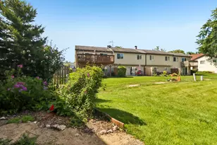 45 Willow Cir, Cary, IL 60013 - Photo 33