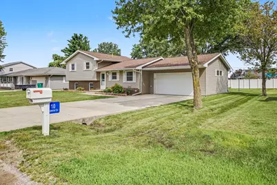 10 Imperial Drive, Streator, IL 61364 - Photo 3