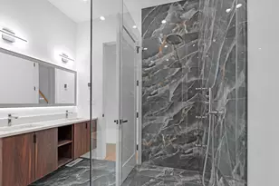 505 W Elm Ave, Chicago, IL 60610 - Photo 39