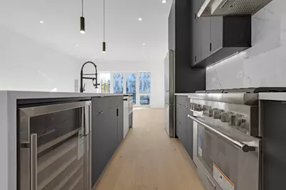 505 W Elm Avenue #7, Chicago, IL 60610 - Photo 5