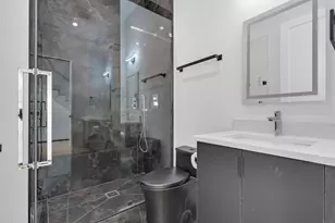 505 W Elm Ave, Chicago, IL 60610 - Photo 27