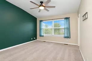 700 Savannah Ln, Crystal Lake, IL 60014 - Photo 7