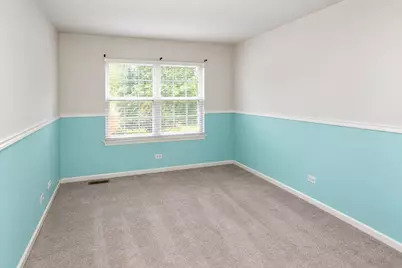 700 Savannah Lane, Crystal Lake, IL 60014 - Photo 9