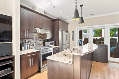 2130 W Irving Park Road #4, Chicago, IL 60618 - Photo 3