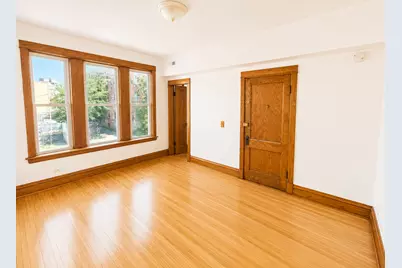 1946 N Kimball Avenue #2, Chicago, IL 60647 - Photo 7