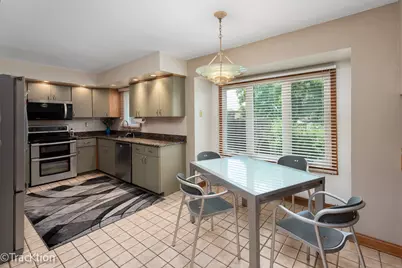 9S434 Allison Court, Willowbrook, IL 60527 - Photo 5
