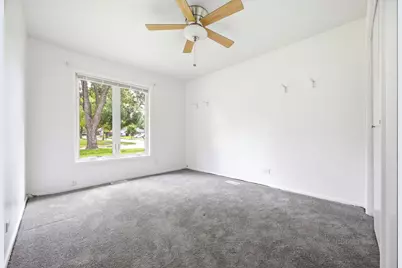 190 S Circle Avenue, Bloomingdale, IL 60108 - Photo 19