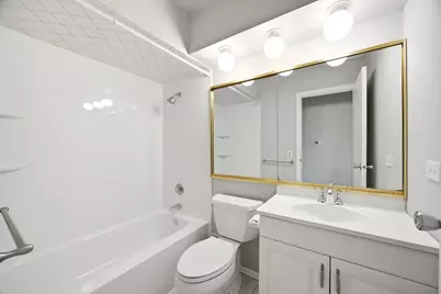 190 S Circle Avenue, Bloomingdale, IL 60108 - Photo 17