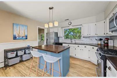 5601 Lee Avenue, Downers Grove, IL 60516 - Photo 9
