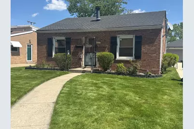 9855 S Campbell Avenue, Evergreen Park, IL 60805 - Photo 1