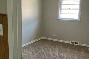 1409 W Le Moyne St, Melrose Park, IL 60160 - Photo 7
