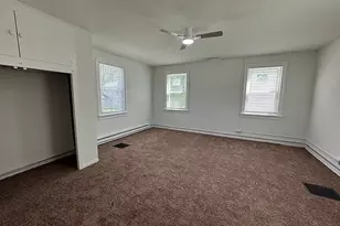 526 N 8th St, Rochelle, IL 61068 - Photo 9