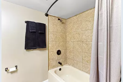 6836 S Michigan Avenue, Chicago, IL 60637 - Photo 17