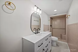 555 Figard Ln, Des Plaines, IL 60016 - Photo 23