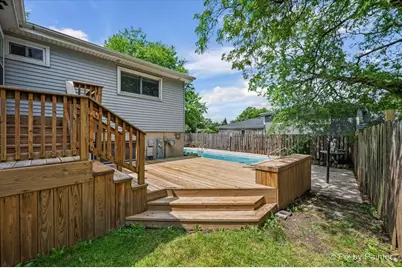 555 Figard Lane, Des Plaines, IL 60016 - Photo 27