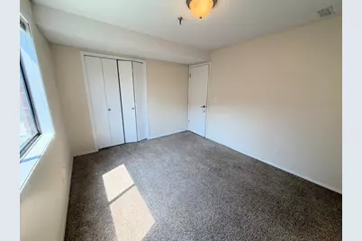 1360 Brook Street #E, Saint Charles, IL 60174 - Photo 7