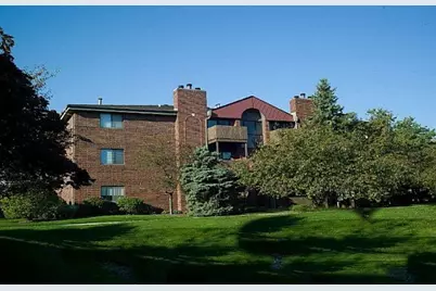 1360 Brook Street #E, Saint Charles, IL 60174 - Photo 1