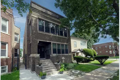 5104 W Hutchinson Street #2, Chicago, IL 60641 - Photo 1