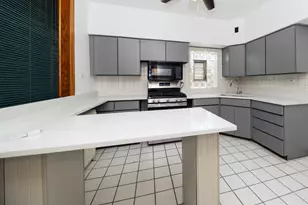 5104 W Hutchinson St, Chicago, IL 60641 - Photo 15