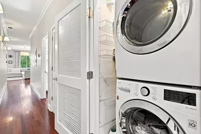 1925 W Irving Park Road #3, Chicago, IL 60613 - Photo 23