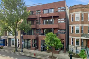 1925 W Irving Park Rd, Chicago, IL 60613 - Photo 3