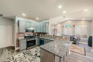 2862 Brian Ln, Montgomery, IL 60538 - Photo 5