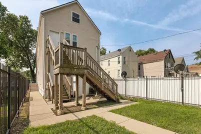 1234 W 49th Place #2R, Chicago, IL 60609 - Photo 9
