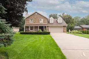 349 Tioga Trail, Wood Dale, IL 60191 - Photo 1